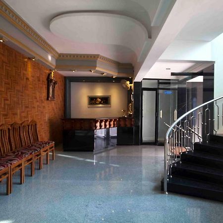 Hotel Chithra Kanjakumari Kültér fotó