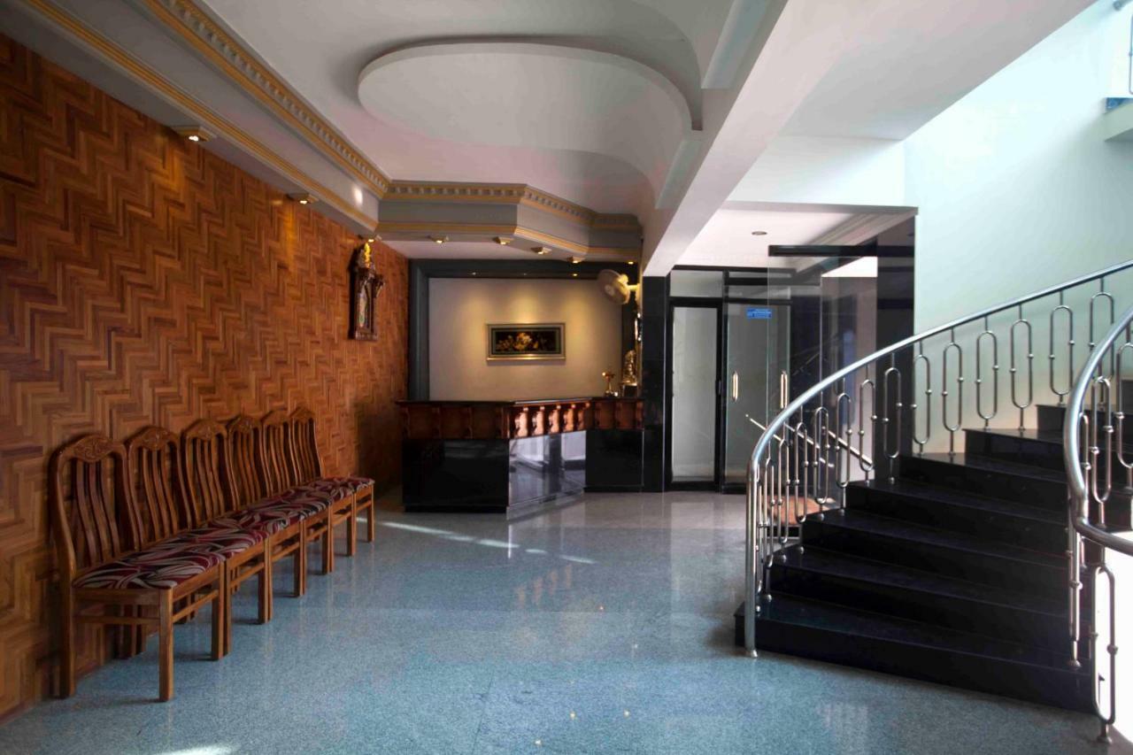 Hotel Chithra Kanjakumari Kültér fotó