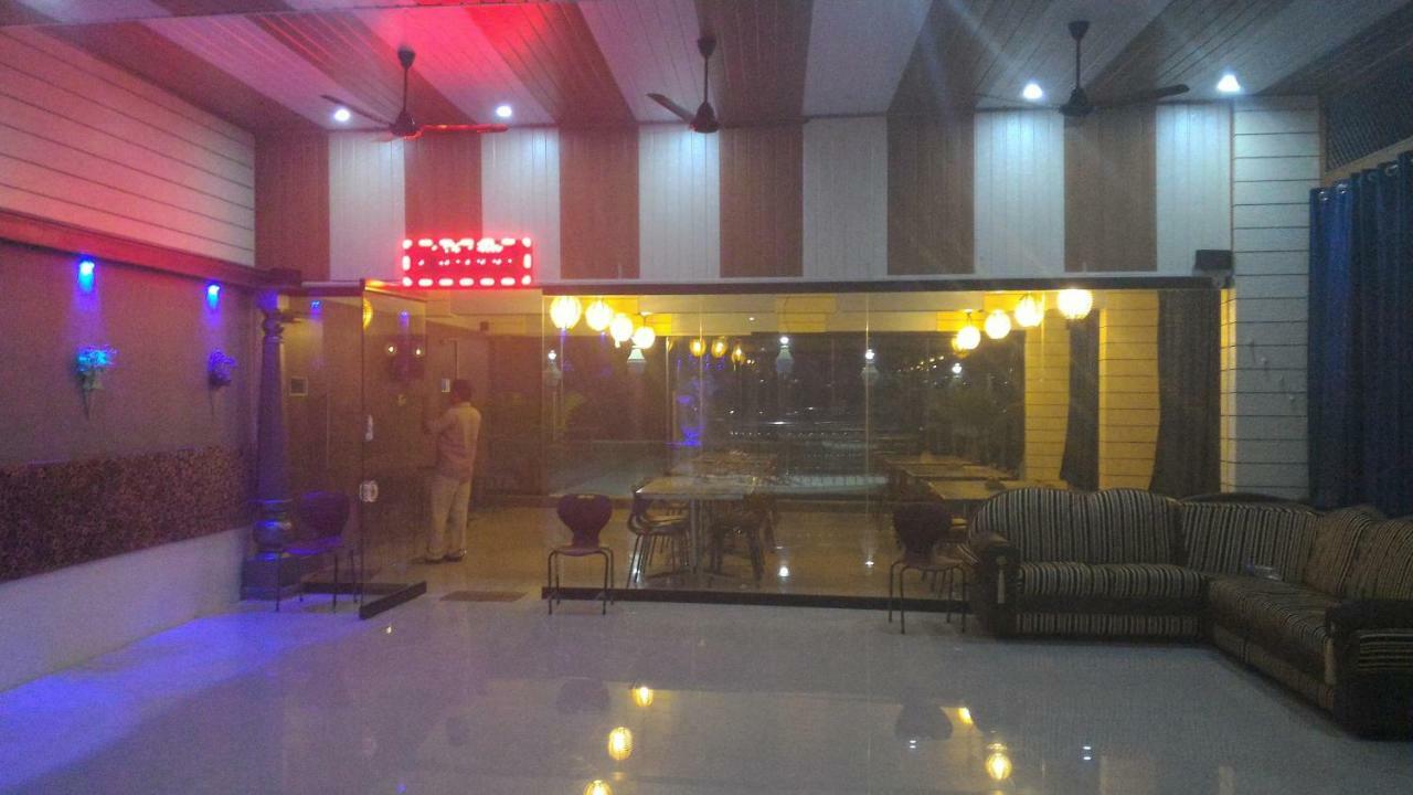 Hotel Chithra Kanjakumari Kültér fotó